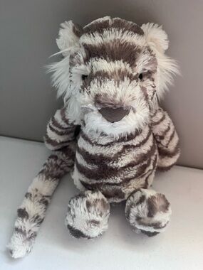Jellycat London Bashful Snow Tiger Medium 12” Plush Stuffed Toy RETIRED Rare HTF